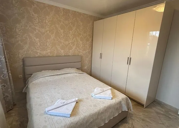 2-bedroom In Florence Boutique Апартаменты Свети-Влас